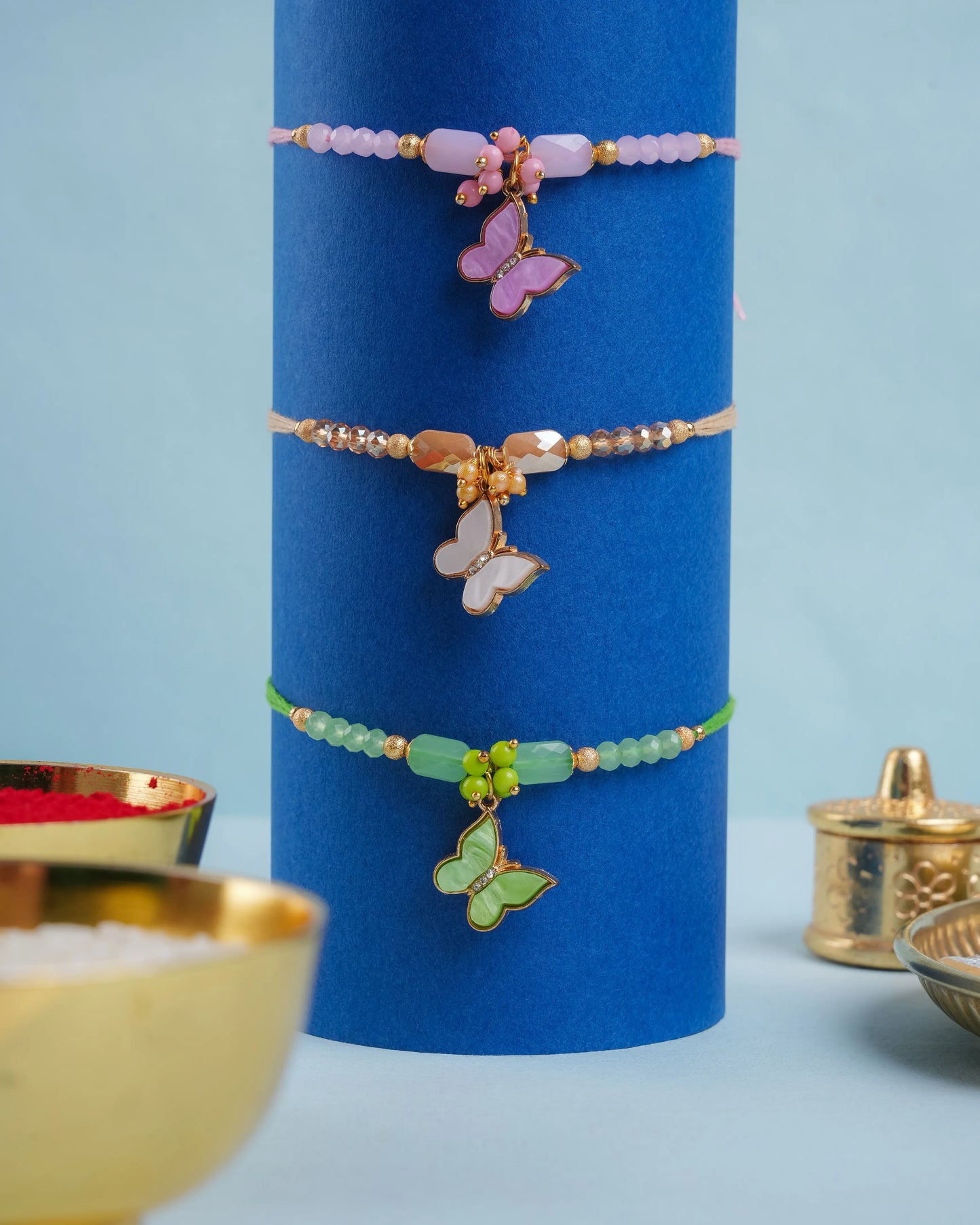 Queens Alike Bhabhi Rakhi Set (3pc)